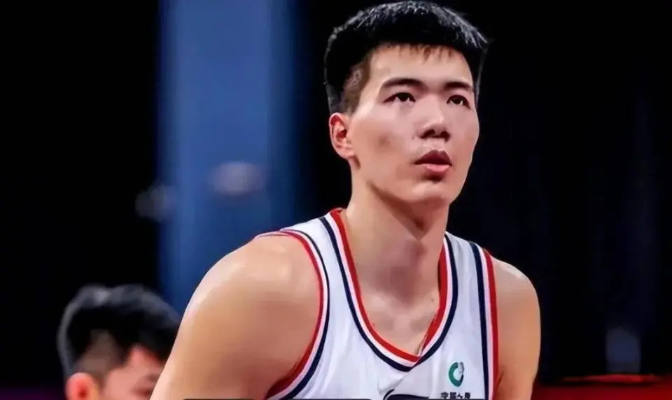 两双的数据, 广东队, 大学