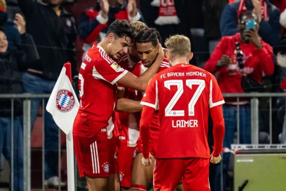 迪亚斯, eH 迪亚斯, eH